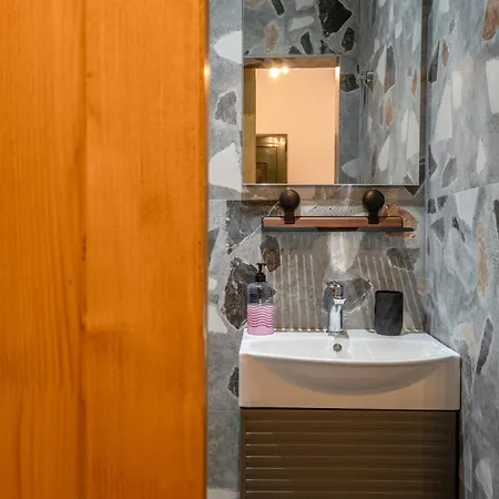 Apartment Mouria C